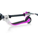 globber_scooter_flow_125_foldable_weiss-pink_4