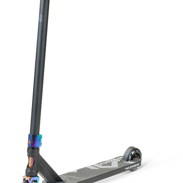 Madd Gear Freestyle Scooter | MG5 Axion | Black-rainbow