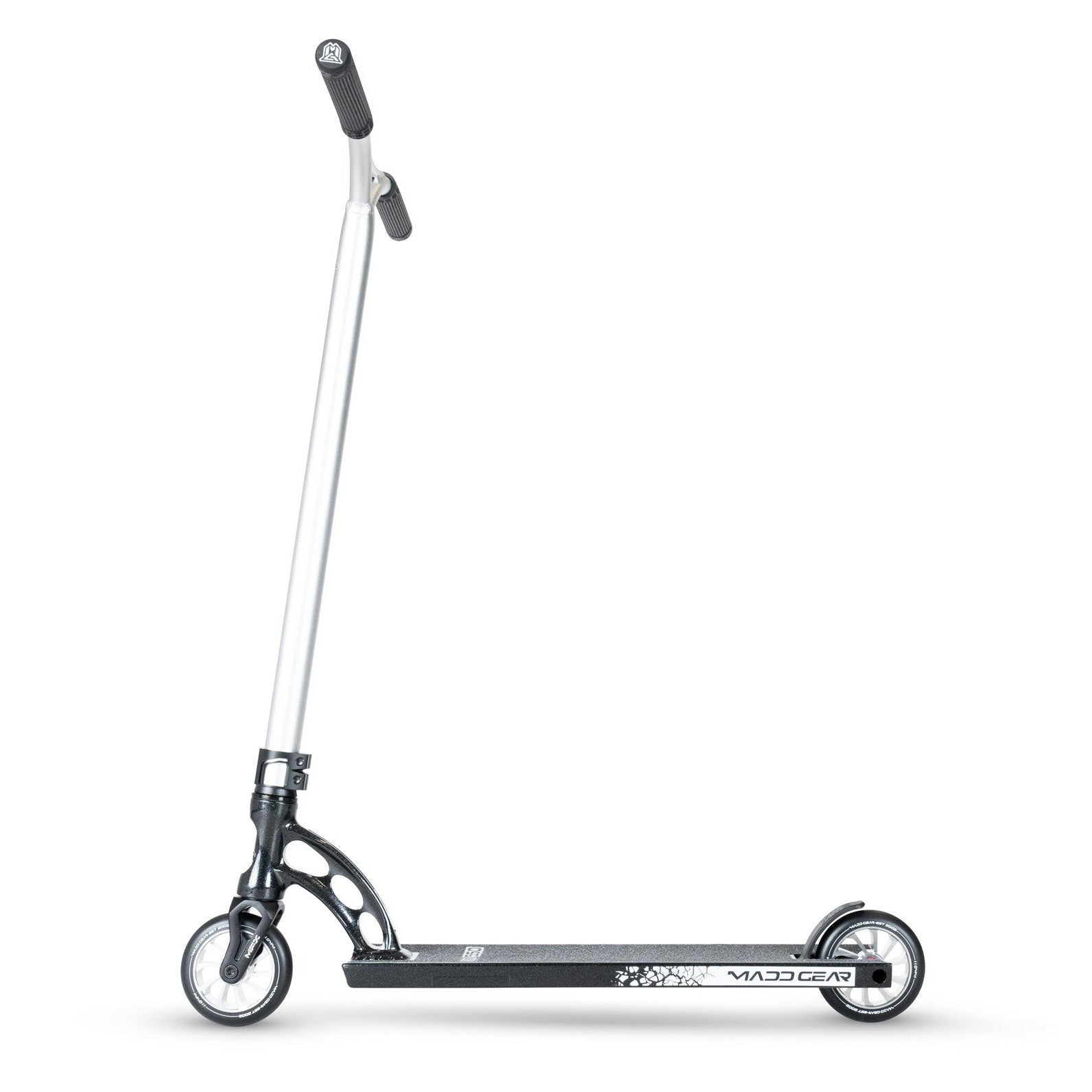 Madd Fun Madd Gear MGO 550 Scooter Jet Black