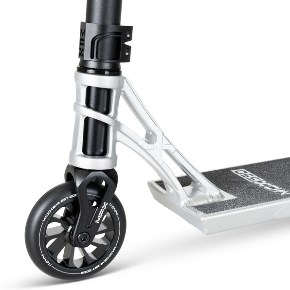 Madd Gear Freestyle Scooter | MGX 550 | Silver Dust