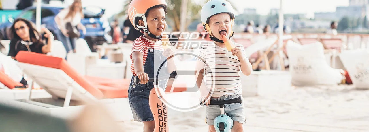 Scoot and Ride Dreiräder und Helme