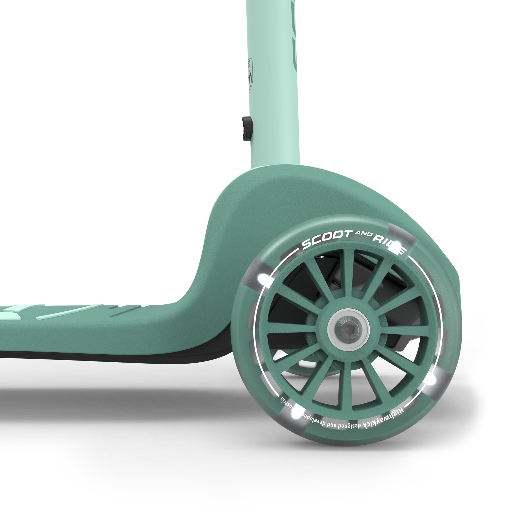 Sebok Rode Forest Scoot and Ride | Highwaykick 3S | Forest
