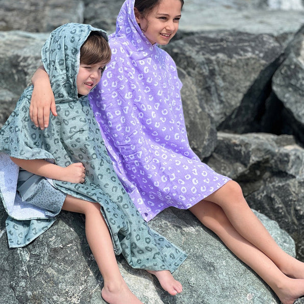 Swim Essentials | Luxe Strandponcho | Green Leopard