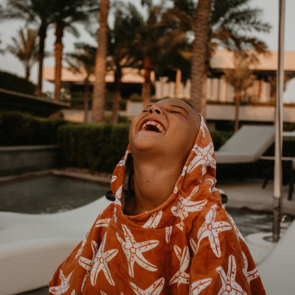 Swim Essentials | Luxe Strandponcho | Sea Stars